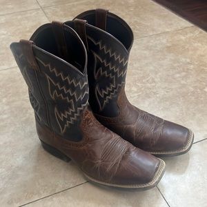 Boys cowboy leather brown boots size 6